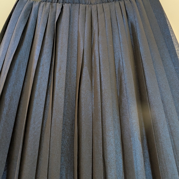 Sparkly Blue Pleated Skirt By hush UK8/US4 - Picture 5 of 9